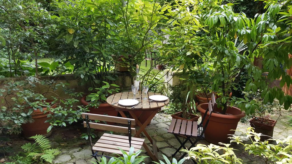 Les Carres Apartment Versailles Bagian luar foto